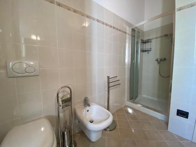 Apartment Magnolia Lenno Luaran gambar